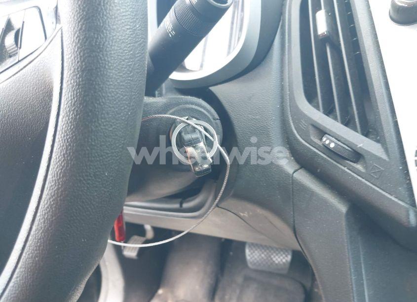 Photo 11 of 2015 Chevrolet Equinox LS (VIN 2GNALAEK5F6439519)