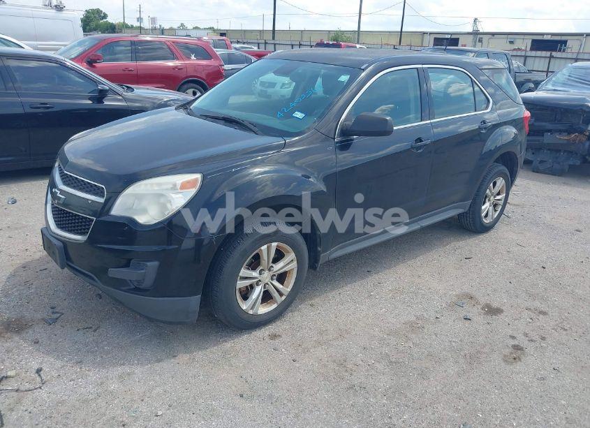 Photo 2 of 2015 Chevrolet Equinox LS (VIN 2GNALAEK5F6439519)