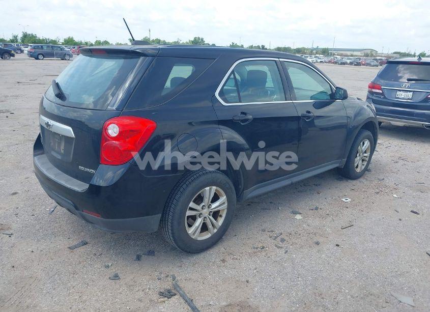 Photo 4 of 2015 Chevrolet Equinox LS (VIN 2GNALAEK5F6439519)