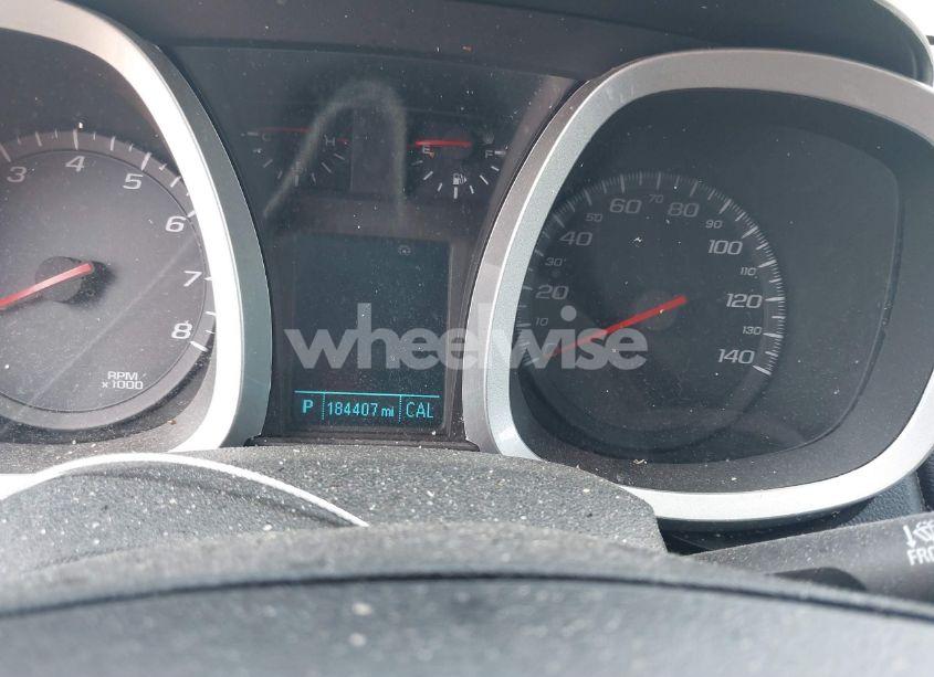 Photo 7 of 2015 Chevrolet Equinox LS (VIN 2GNALAEK5F6439519)