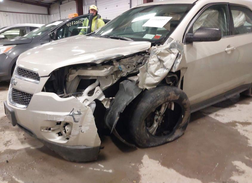 Photo 6 of 2014 Chevrolet Equinox LS (VIN 2GNALAEK6E1158924)