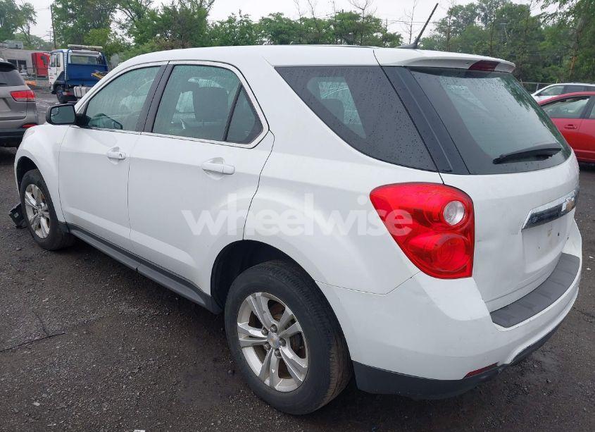 Photo 3 of 2014 Chevrolet Equinox LS (VIN 2GNALAEK6E6343445)