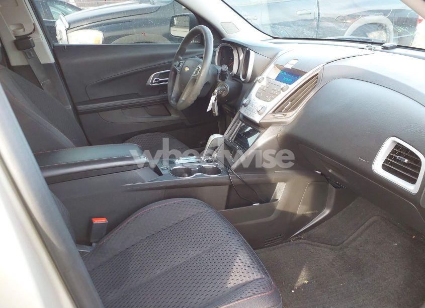 Photo 5 of 2014 Chevrolet Equinox LS (VIN 2GNALAEK6E6382102)