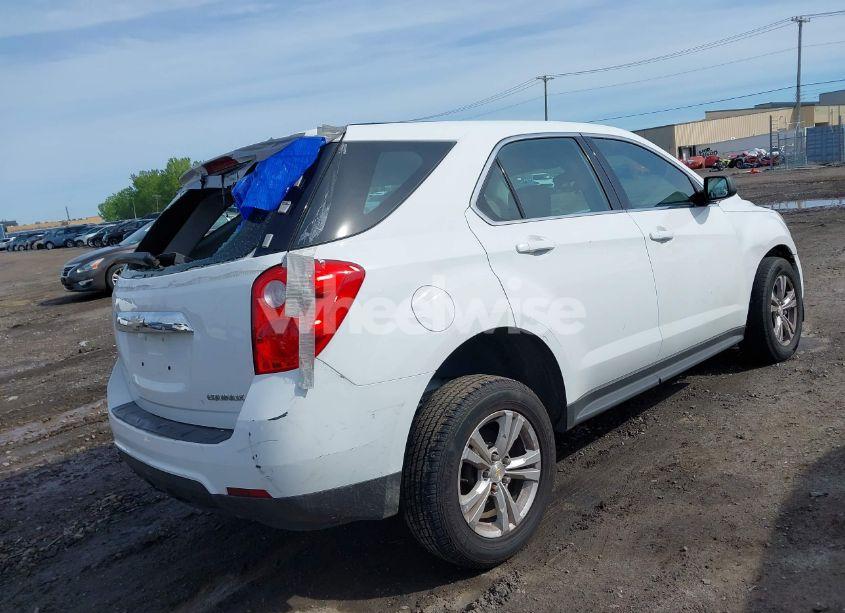 Photo 4 of 2015 Chevrolet Equinox LS (VIN 2GNALAEK6F1149206)