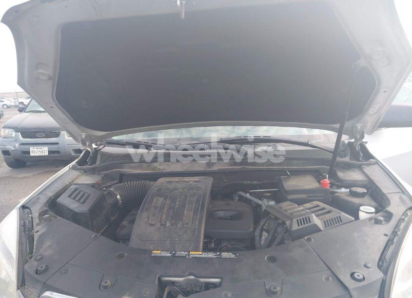 Photo 10 of 2015 Chevrolet Equinox LS (VIN 2GNALAEK6F6131565)