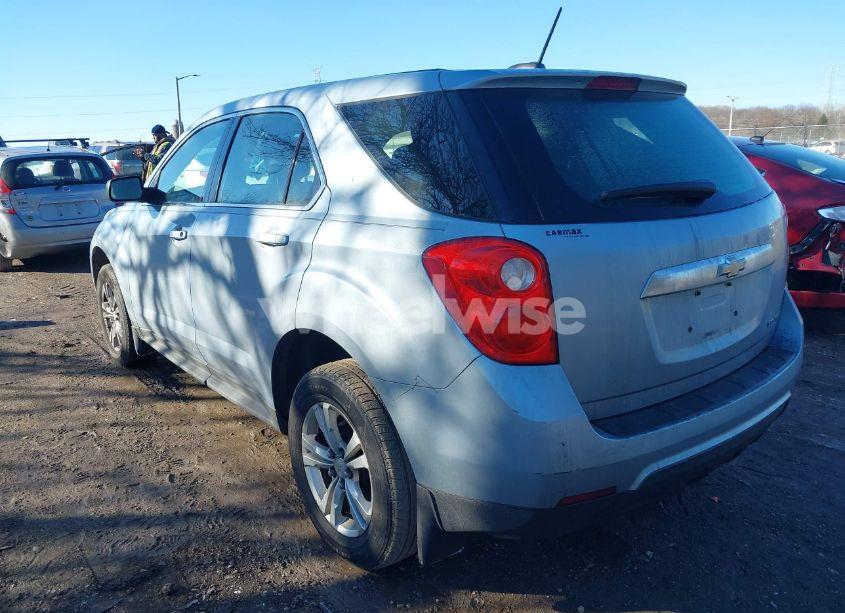 Photo 3 of 2015 Chevrolet Equinox LS (VIN 2GNALAEK6F6196433)