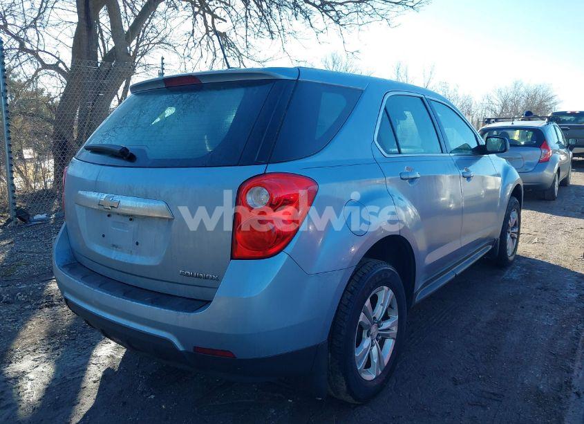 Photo 4 of 2015 Chevrolet Equinox LS (VIN 2GNALAEK6F6196433)