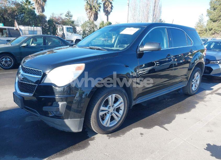 Photo 2 of 2015 Chevrolet Equinox LS (VIN 2GNALAEK6F6201890)