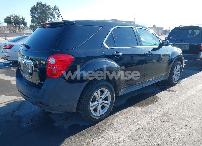 Photo 4 of 2015 Chevrolet Equinox LS (VIN 2GNALAEK6F6201890)