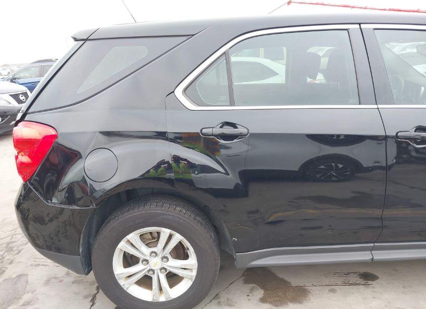 Photo 18 of 2015 Chevrolet Equinox LS (VIN 2GNALAEK6F6436077)