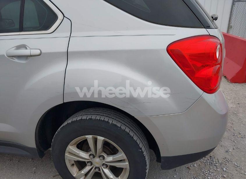 Photo 12 of 2014 Chevrolet Equinox LS (VIN 2GNALAEK7E6164590)