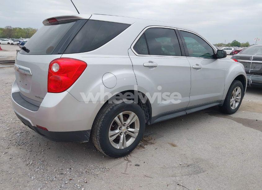 Photo 4 of 2014 Chevrolet Equinox LS (VIN 2GNALAEK7E6164590)