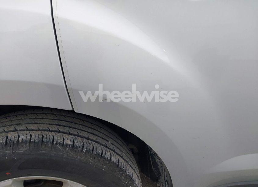 Photo 6 of 2014 Chevrolet Equinox LS (VIN 2GNALAEK7E6164590)