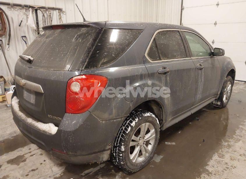 Photo 4 of 2014 Chevrolet Equinox LS (VIN 2GNALAEK7E6203386)