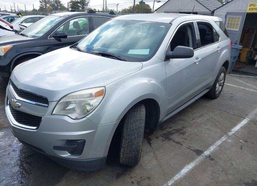 Photo 2 of 2014 Chevrolet Equinox LS (VIN 2GNALAEK7E6371920)