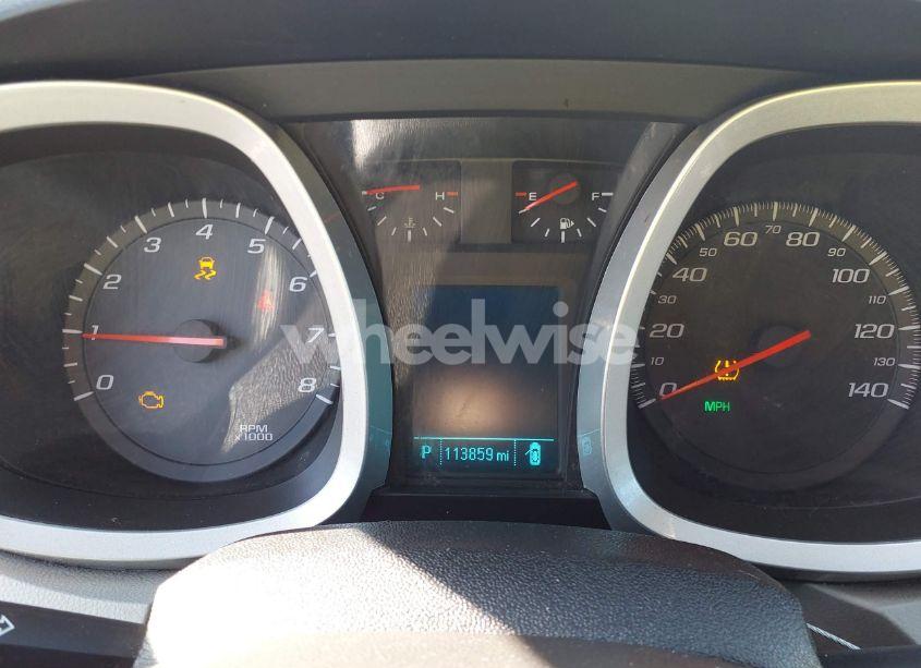 Photo 16 of 2015 Chevrolet Equinox LS (VIN 2GNALAEK7F1105392)