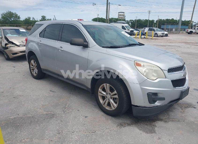 2015 Chevrolet Equinox LS (VIN 2GNALAEK7F1121642) main photo