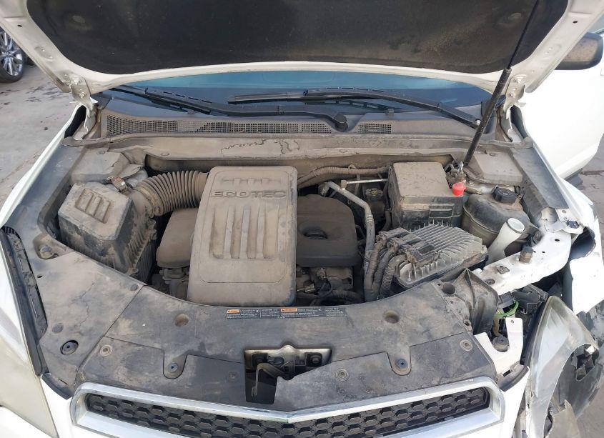 Photo 10 of 2015 Chevrolet Equinox LS (VIN 2GNALAEK7F1130695)