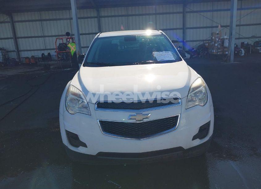 Photo 12 of 2015 Chevrolet Equinox LS (VIN 2GNALAEK7F1152230)
