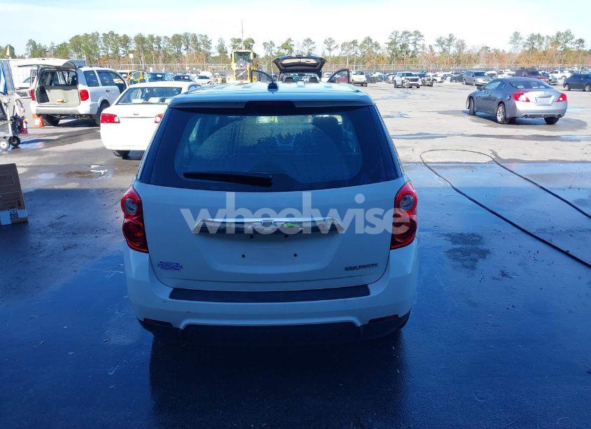 Photo 16 of 2015 Chevrolet Equinox LS (VIN 2GNALAEK7F1152230)