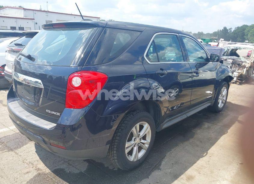 Photo 4 of 2015 Chevrolet Equinox LS (VIN 2GNALAEK7F6232775)