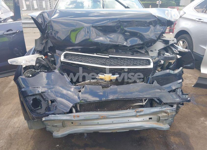 Photo 6 of 2015 Chevrolet Equinox LS (VIN 2GNALAEK7F6232775)