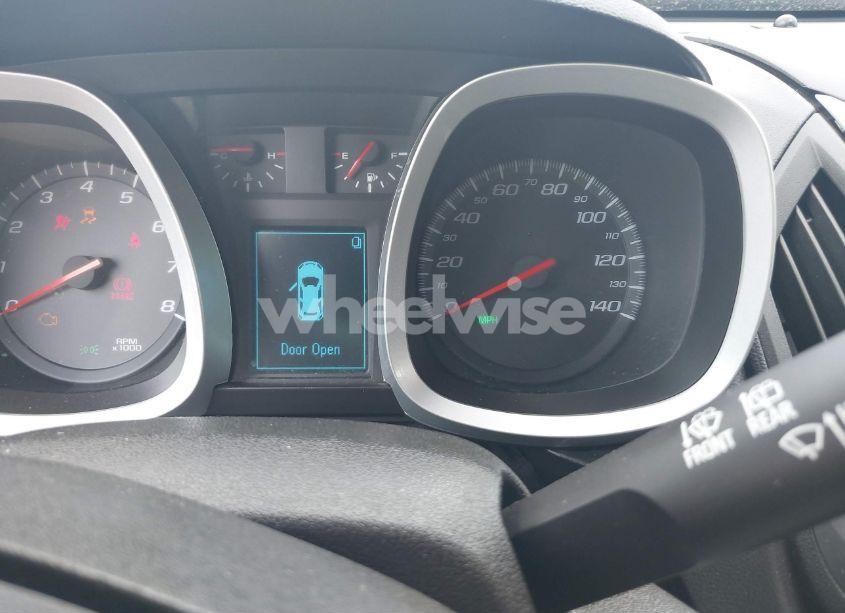 Photo 7 of 2015 Chevrolet Equinox LS (VIN 2GNALAEK7F6232775)