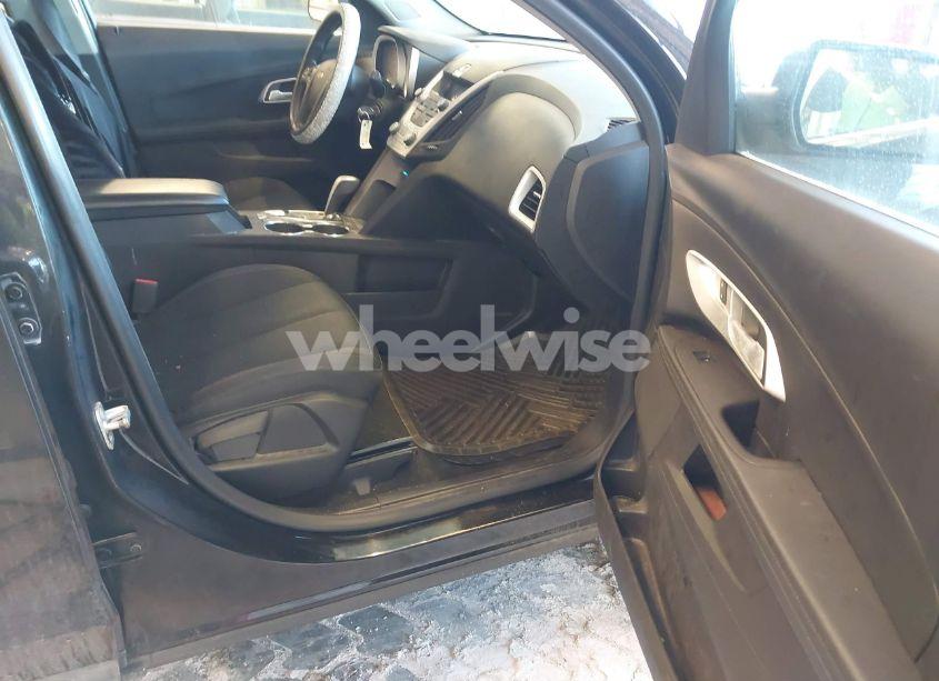 Photo 5 of 2015 Chevrolet Equinox (VIN 2GNALAEK7F6333153)