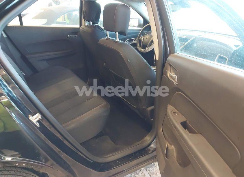 Photo 8 of 2015 Chevrolet Equinox (VIN 2GNALAEK7F6333153)