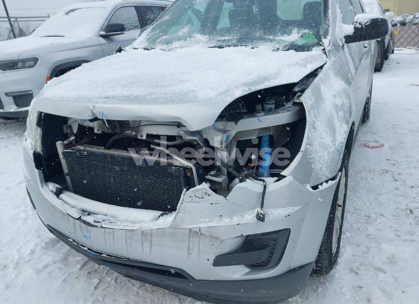 Photo 6 of 2015 Chevrolet Equinox LS (VIN 2GNALAEK7F6369506)