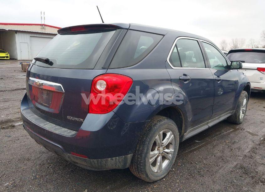 Photo 4 of 2014 Chevrolet Equinox LS (VIN 2GNALAEK8E6233593)