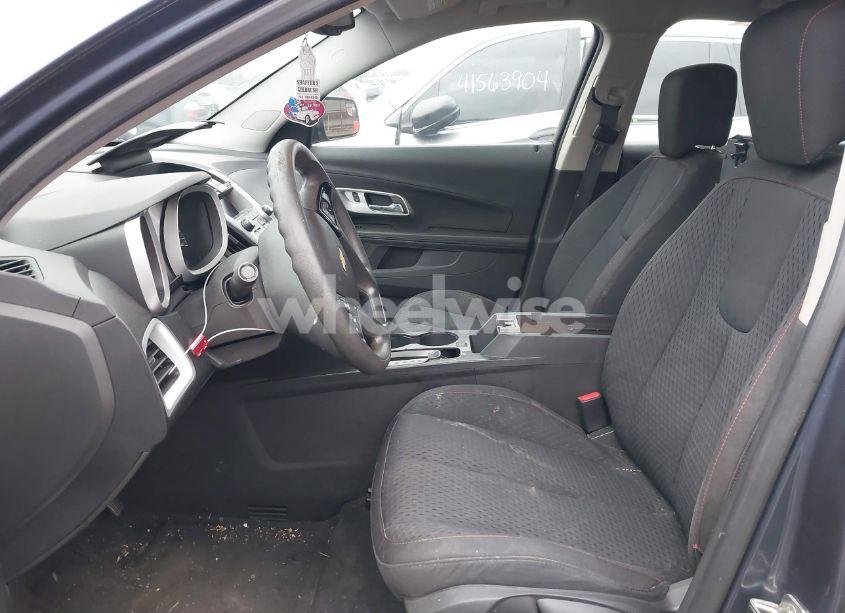 Photo 5 of 2014 Chevrolet Equinox LS (VIN 2GNALAEK8E6233593)