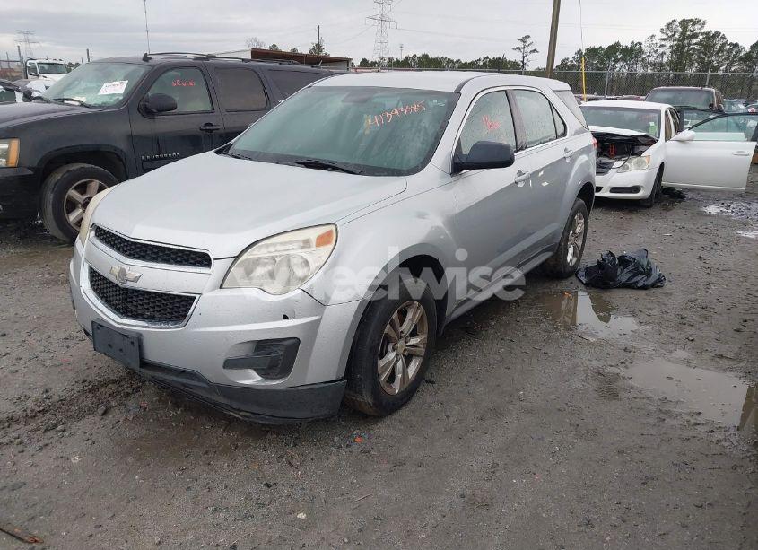 Photo 2 of 2014 Chevrolet Equinox LS (VIN 2GNALAEK8E6332432)