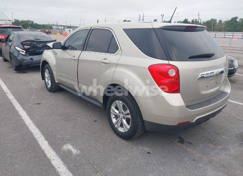 Photo 3 of 2014 Chevrolet Equinox LS (VIN 2GNALAEK8E6379234)