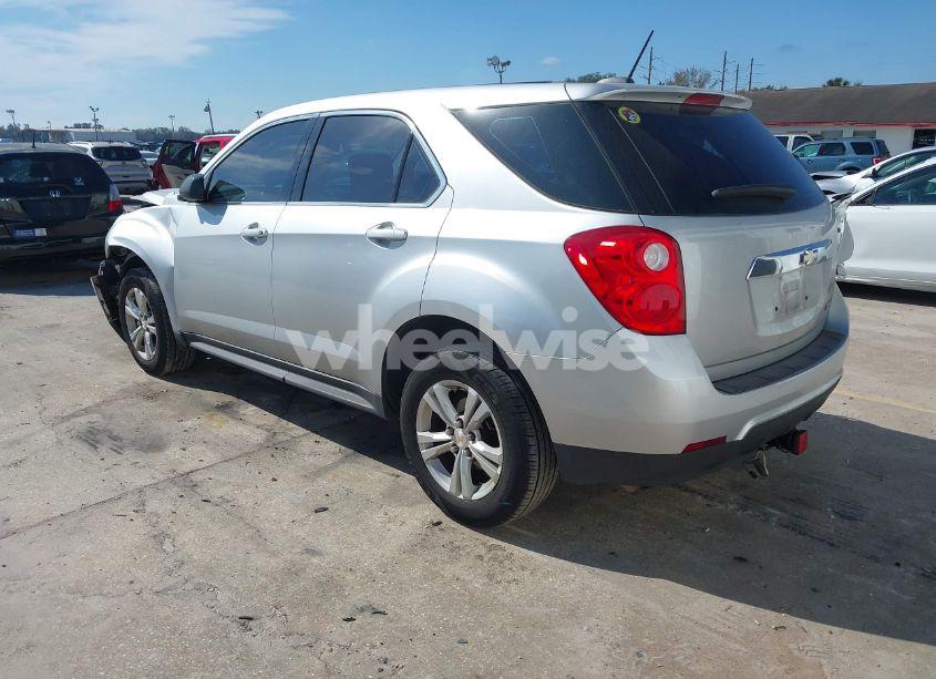 Photo 3 of 2015 Chevrolet Equinox LS (VIN 2GNALAEK8F1144444)