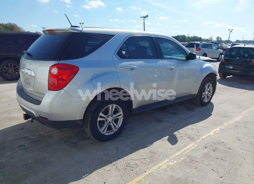Photo 4 of 2015 Chevrolet Equinox LS (VIN 2GNALAEK8F1144444)