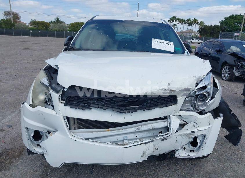 Photo 6 of 2015 Chevrolet Equinox LS (VIN 2GNALAEK8F1155802)