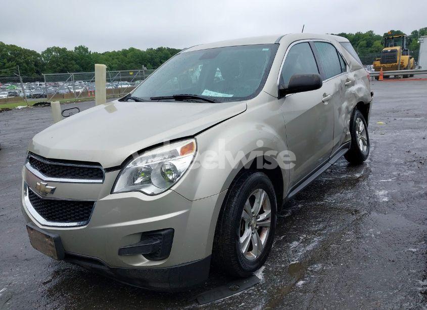Photo 2 of 2015 Chevrolet Equinox LS (VIN 2GNALAEK8F1181218)