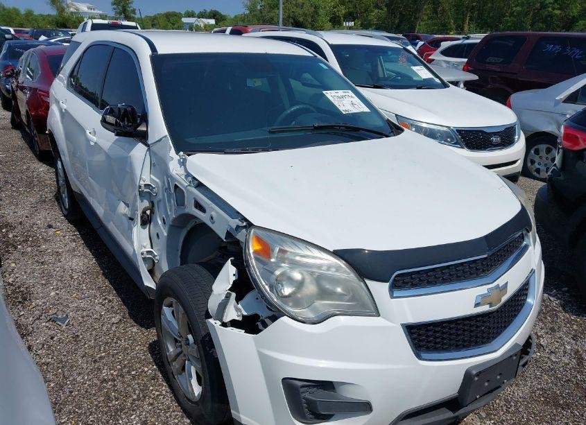 2015 Chevrolet Equinox LS (VIN 2GNALAEK8F6116243) main photo