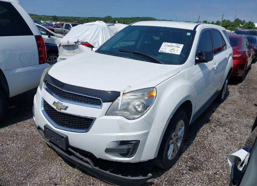 Photo 2 of 2015 Chevrolet Equinox LS (VIN 2GNALAEK8F6116243)