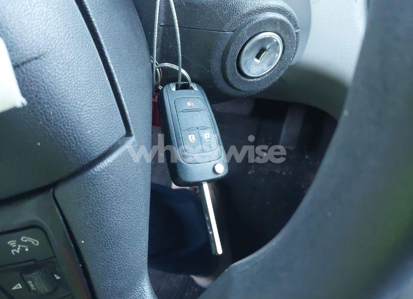 Photo 11 of 2015 Chevrolet Equinox LS (VIN 2GNALAEK8F6175664)