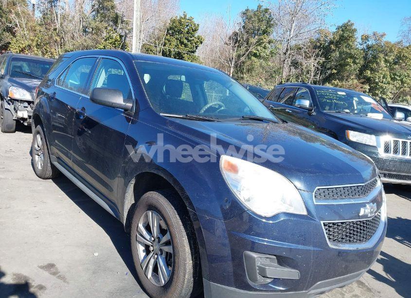 2015 Chevrolet Equinox LS (VIN 2GNALAEK8F6182016) main photo