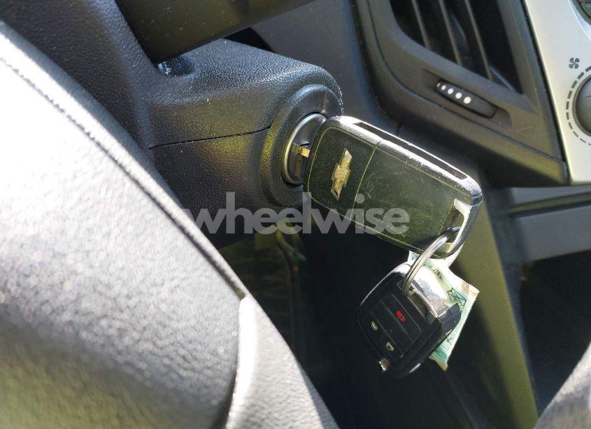 Photo 11 of 2015 Chevrolet Equinox LS (VIN 2GNALAEK8F6182016)