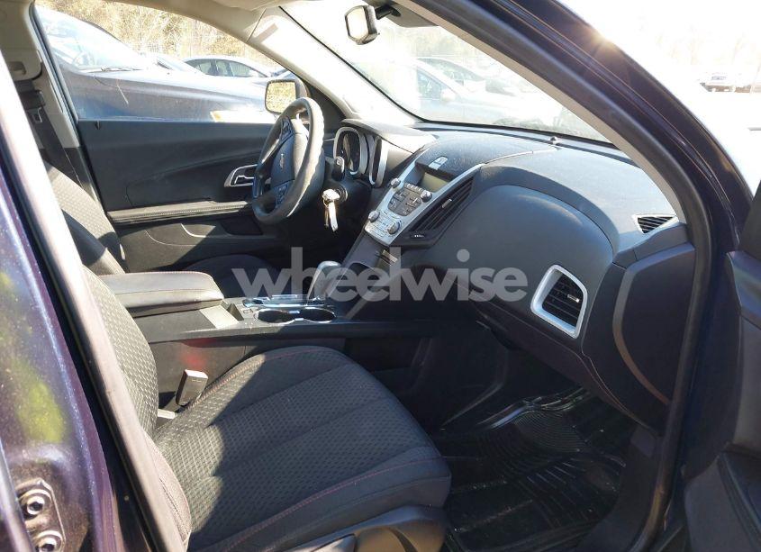 Photo 5 of 2015 Chevrolet Equinox LS (VIN 2GNALAEK8F6182016)