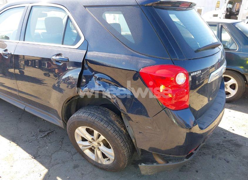 Photo 6 of 2015 Chevrolet Equinox LS (VIN 2GNALAEK8F6182016)