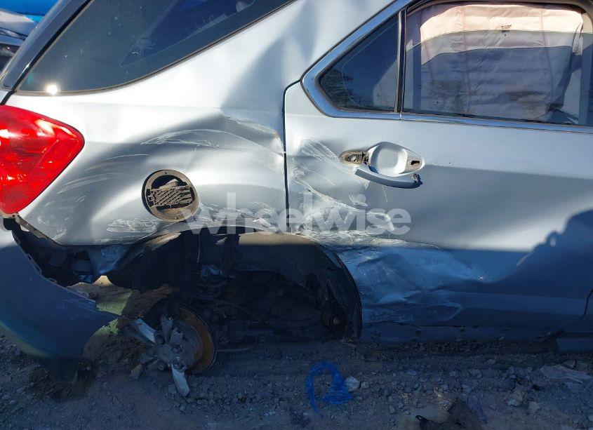 Photo 6 of 2015 Chevrolet Equinox LS (VIN 2GNALAEK8F6228282)