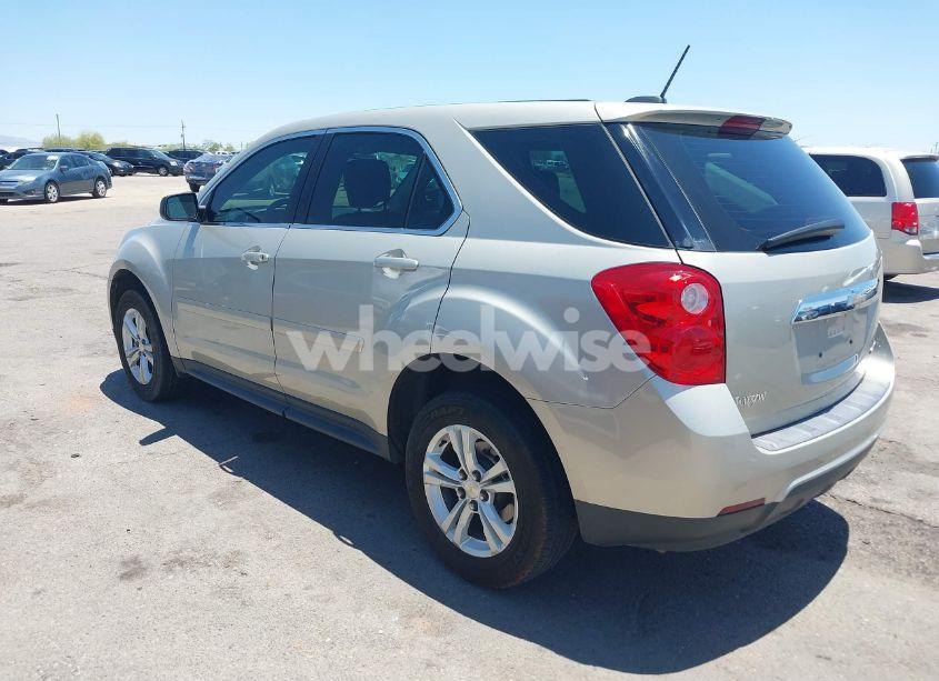 Photo 3 of 2015 Chevrolet Equinox LS (VIN 2GNALAEK8F6370308)