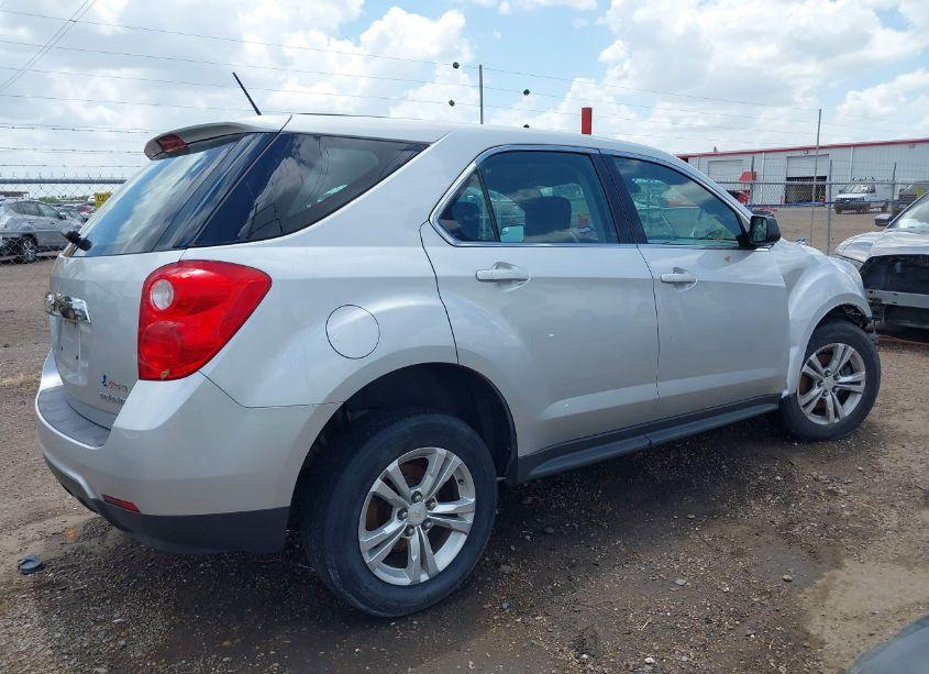 Photo 4 of 2014 Chevrolet Equinox LS (VIN 2GNALAEK9E1140501)