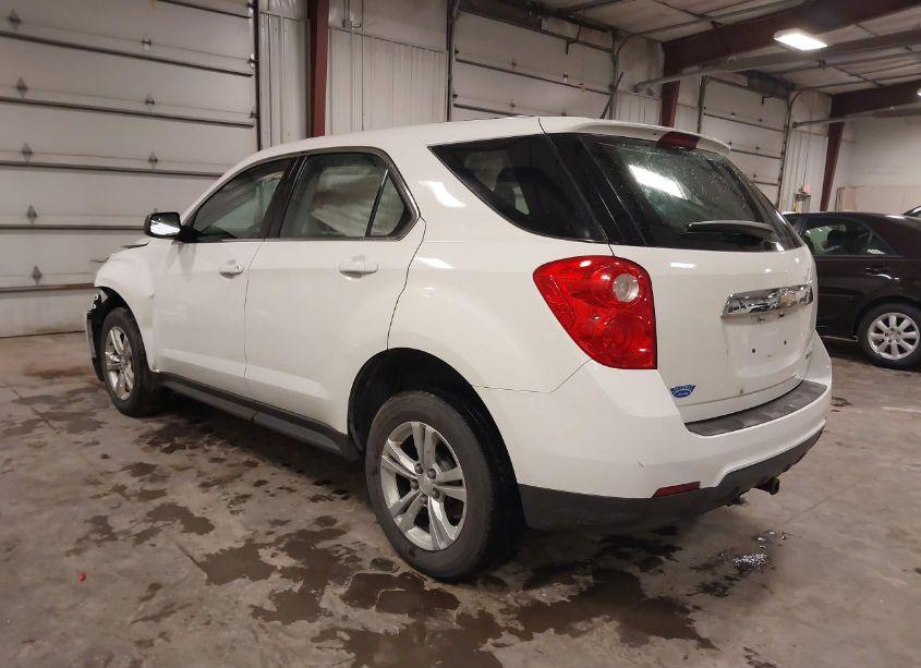 Photo 3 of 2014 Chevrolet Equinox LS (VIN 2GNALAEK9E6111101)