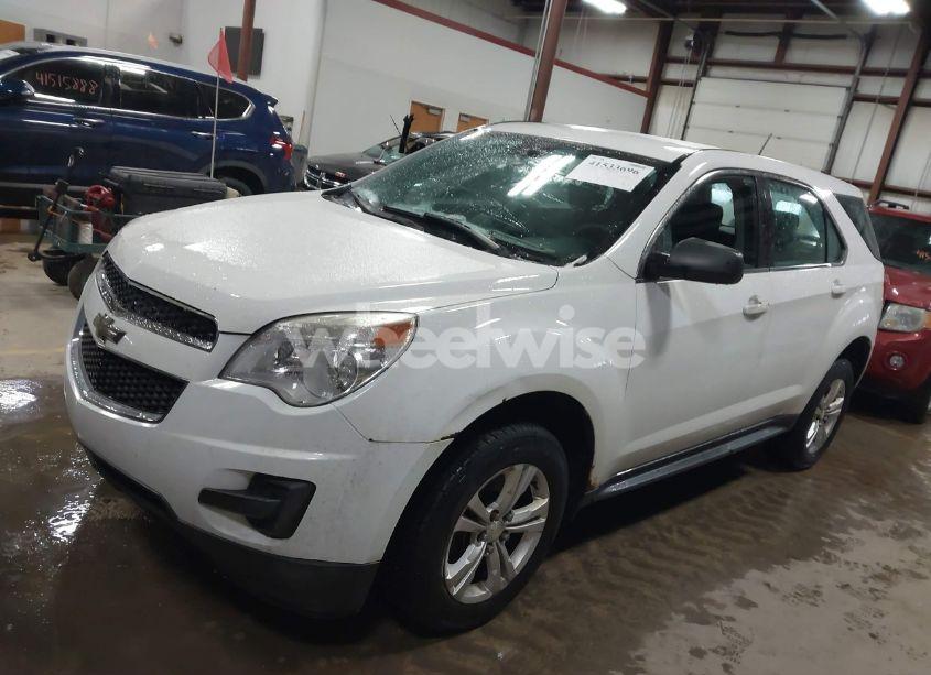 Photo 2 of 2014 Chevrolet Equinox LS (VIN 2GNALAEK9E6157849)